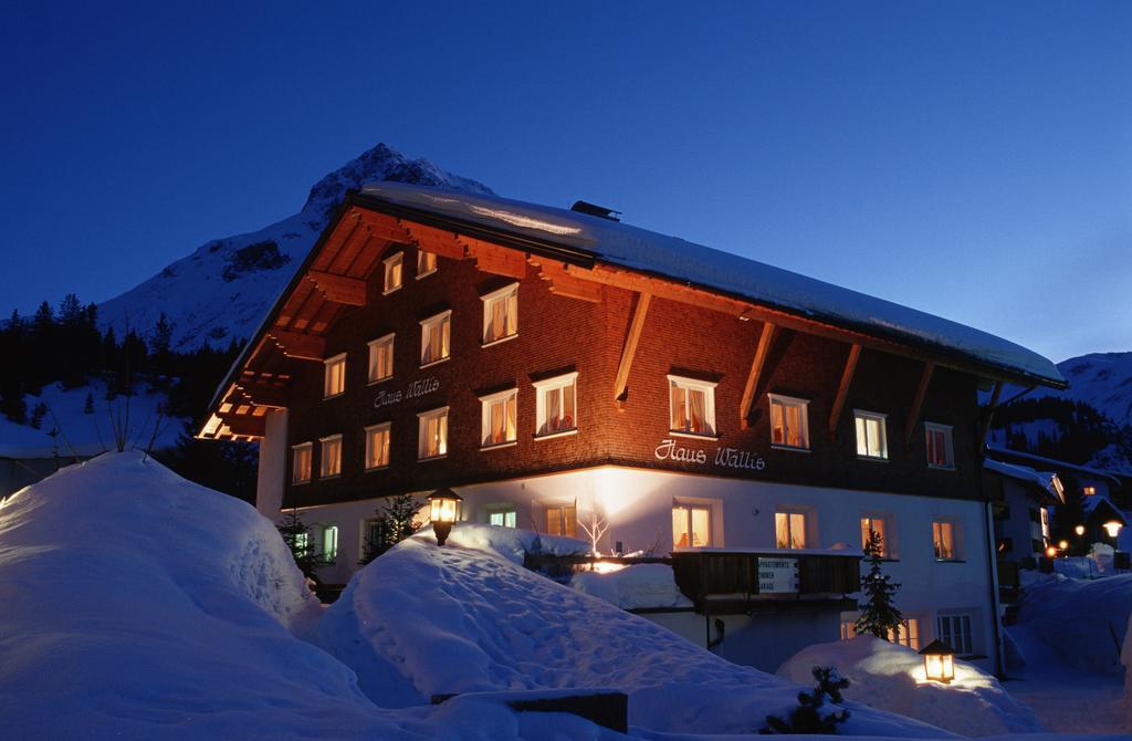 Haus Wallis Hotel Lech am Arlberg Room photo